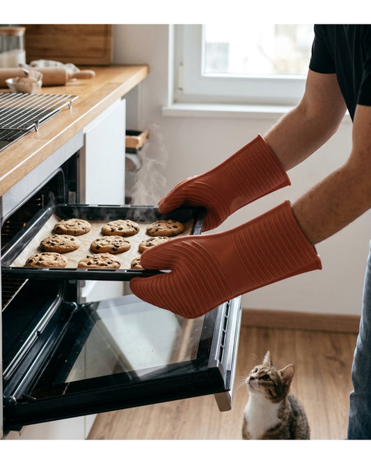 Flins Ribbed Silicone Oven Mitts 33 cm Terracotta Pair - Lifestyle view